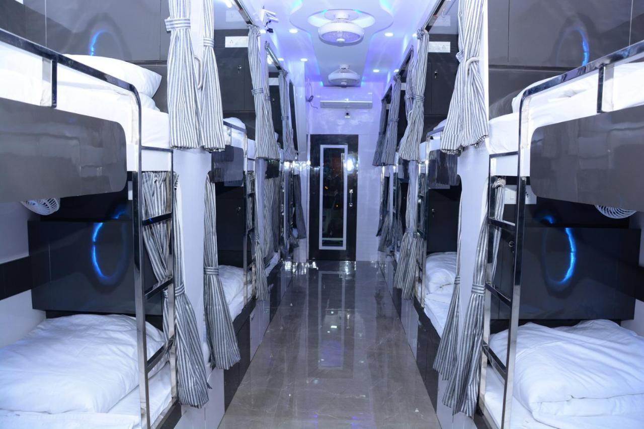 Ocean Dormitory مومباي المظهر الخارجي الصورة