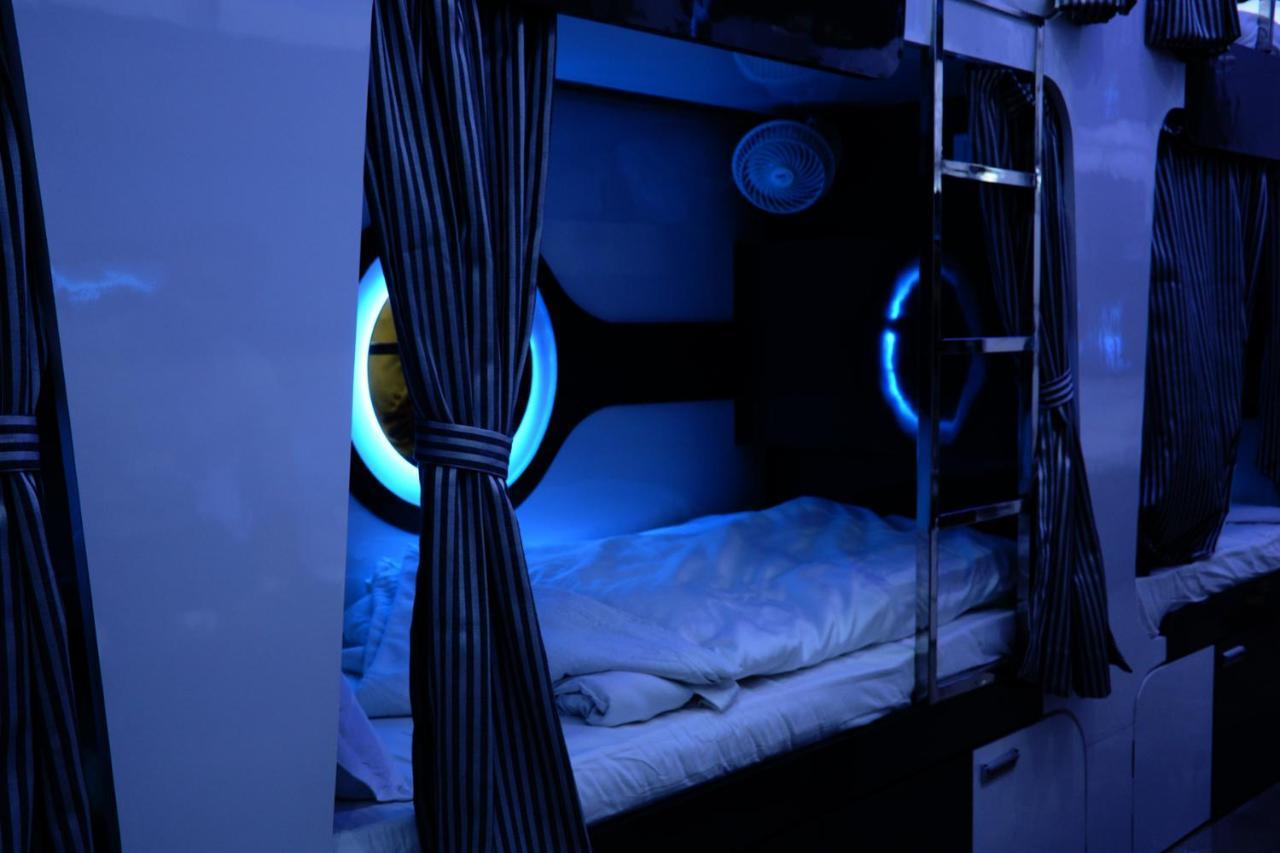 Ocean Dormitory مومباي المظهر الخارجي الصورة
