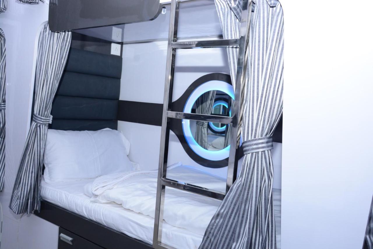 Ocean Dormitory مومباي المظهر الخارجي الصورة