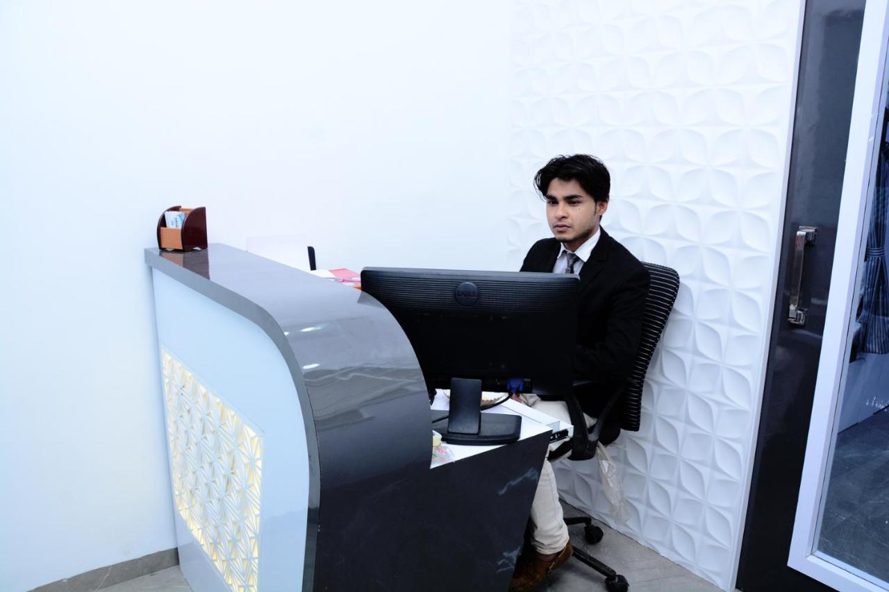 Ocean Dormitory مومباي المظهر الخارجي الصورة