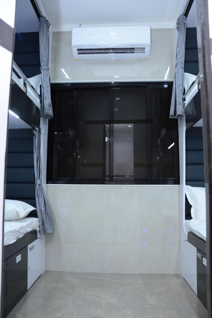 Ocean Dormitory مومباي المظهر الخارجي الصورة