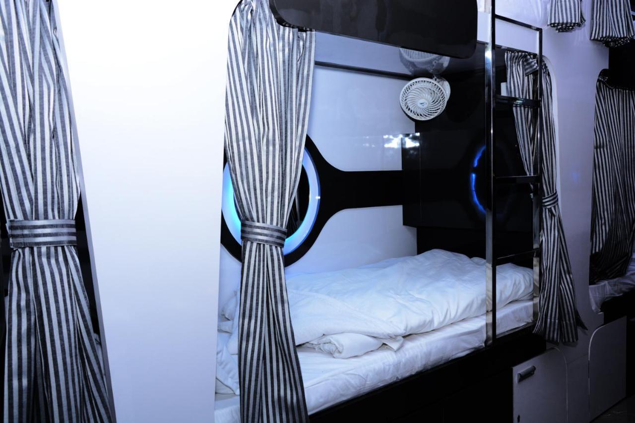 Ocean Dormitory مومباي المظهر الخارجي الصورة