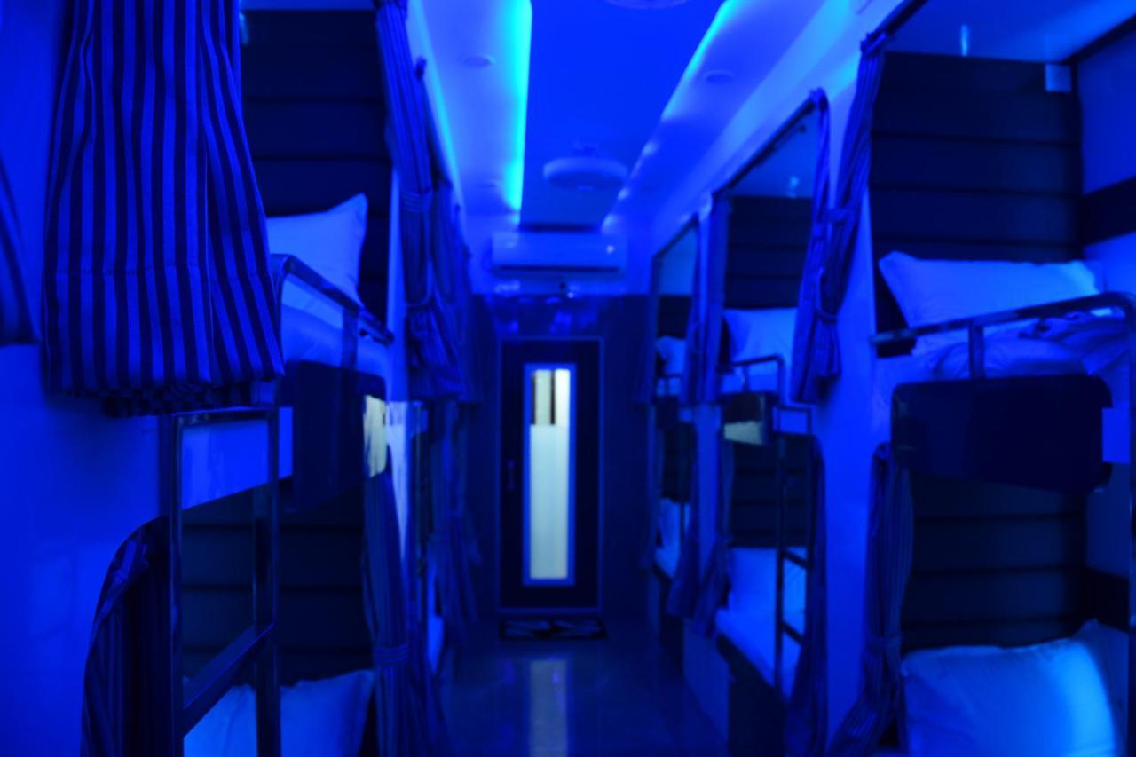Ocean Dormitory مومباي المظهر الخارجي الصورة