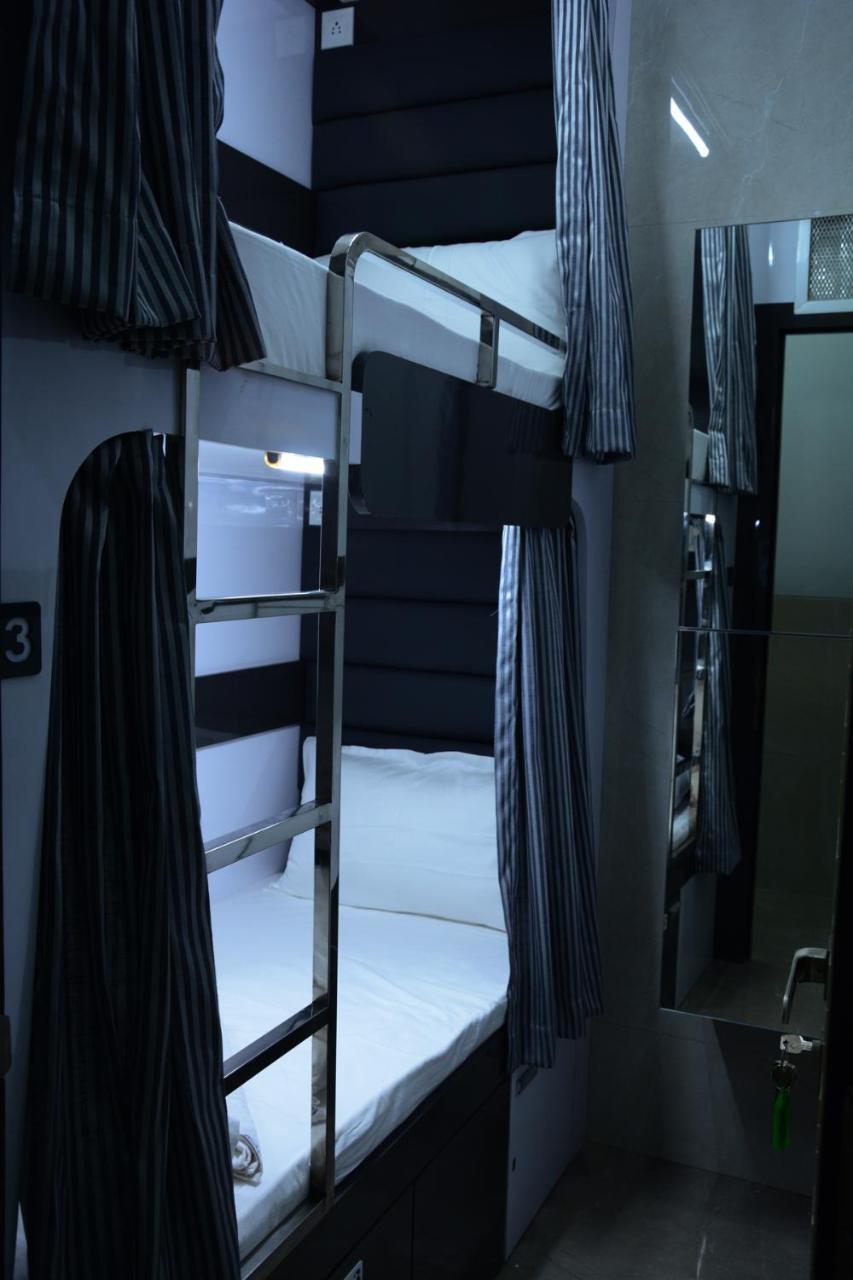 Ocean Dormitory مومباي المظهر الخارجي الصورة