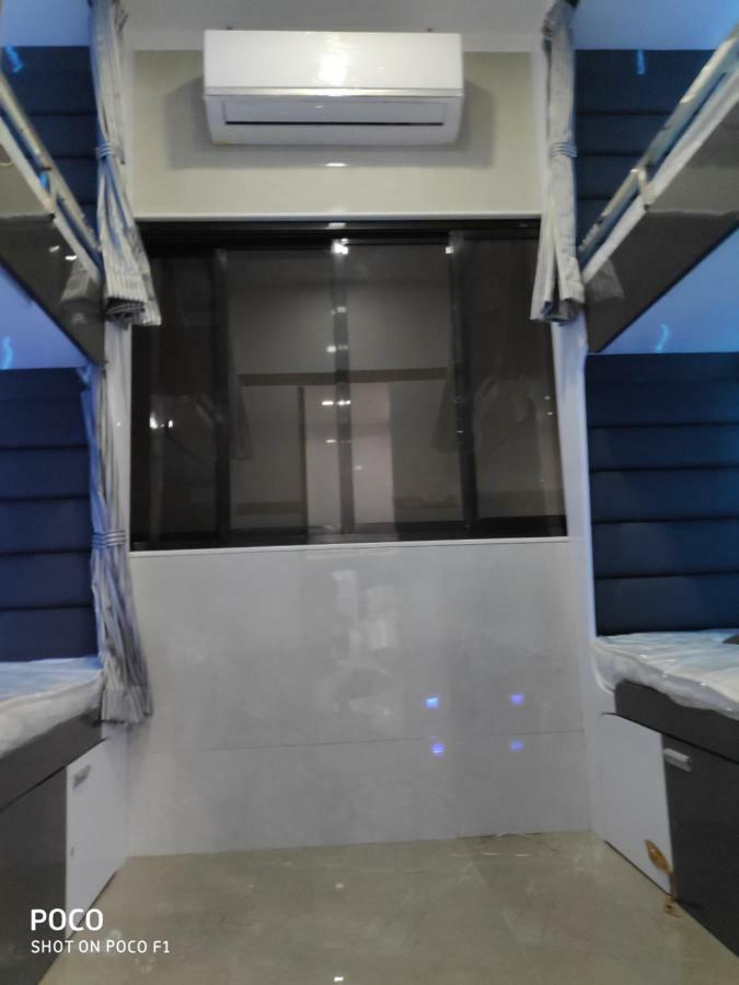 Ocean Dormitory مومباي المظهر الخارجي الصورة